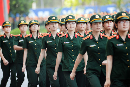 Thí sinh nữ cần đạt sức khỏe loại 1 nếu muốn tuyển sinh các trường quân đội.