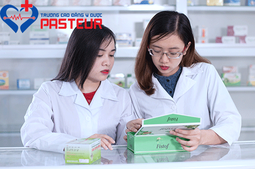 Học ngành Dược tại Trường Cao đẳng Y Dược Pasteur năm 2018